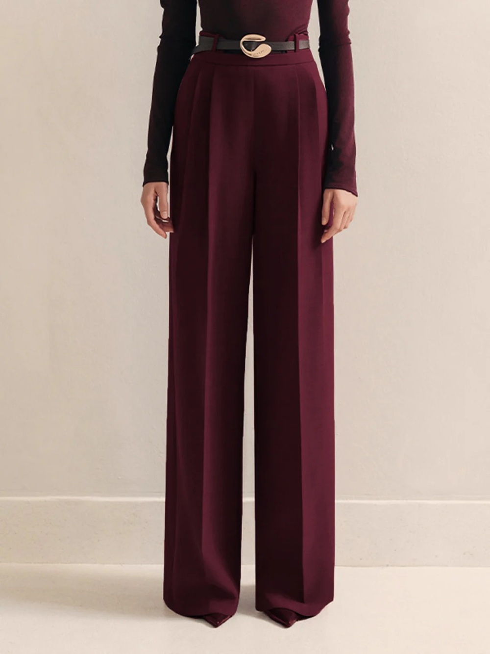 COMMENSE Metal-Belt Pleated High-Waist Pants - size Medium